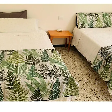 Tainast Blue, Salema Holiday home